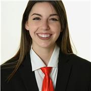 Chica joven que busca dar clases de apoyo y refuerzo a niños y niñas de 3 a 16 años